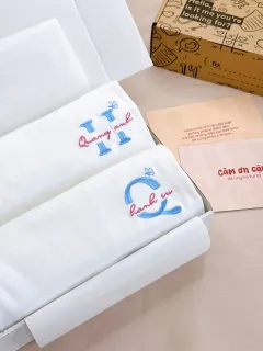 Áo thun thêu tên riêng Forever – Ảnh chi tiết